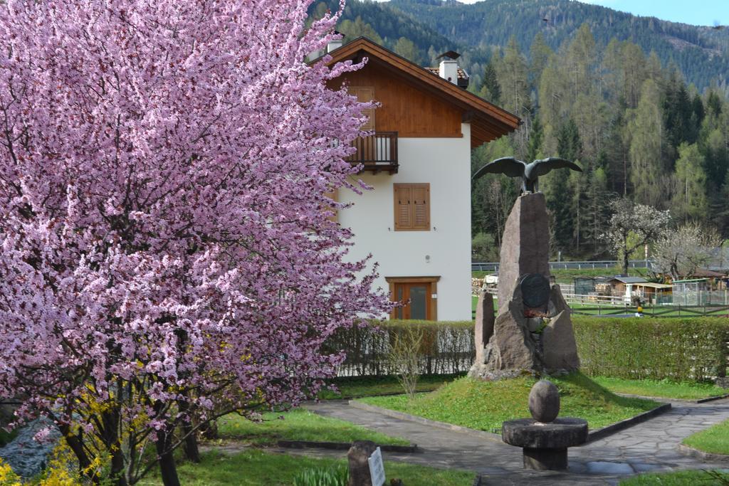 B&B La Tana Dell'Orso - Die Baerenhoehle 카스텔로디피엠므 외부 사진